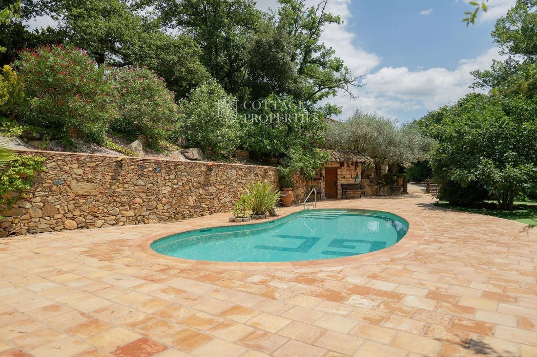 Finca in Aiguaviva, Catalonia, Spain 2 - 18352920