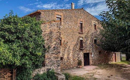Finca in la Pera, Catalonia, Spain 1