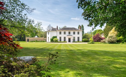 House in West Malling, England 1