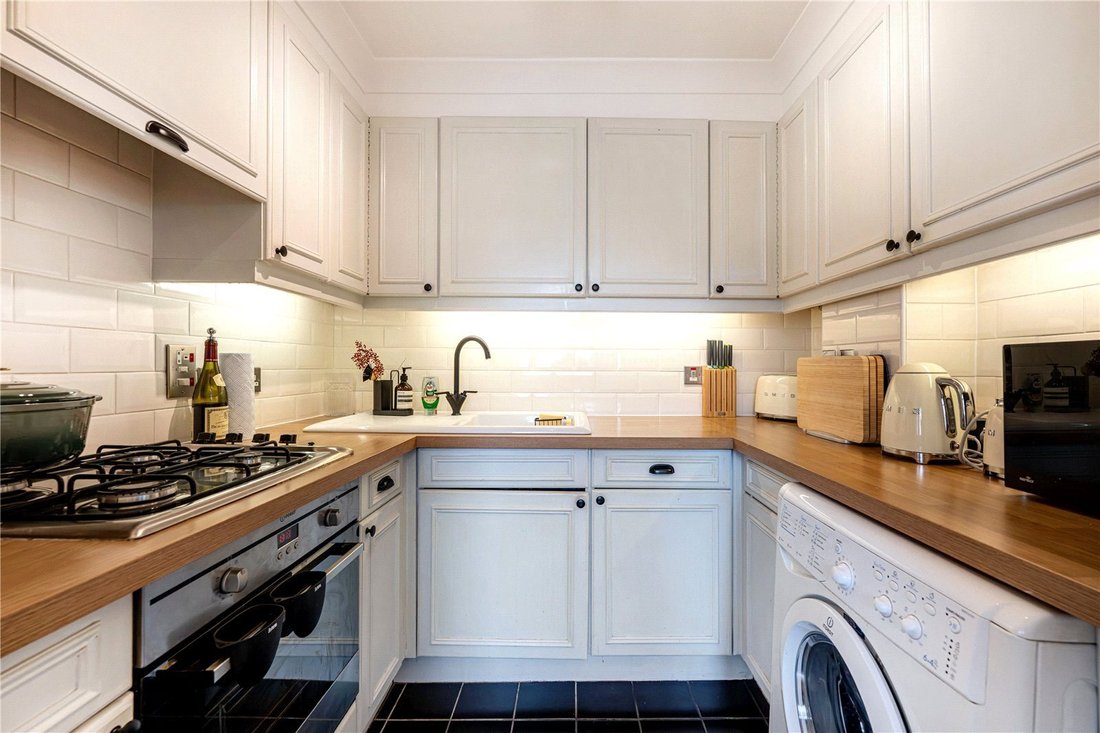 Apartment in South Kensington, Kensington And Chelsea, England 4 - 18352527