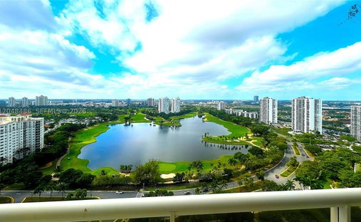 Condo in Aventura, Florida, United States 1