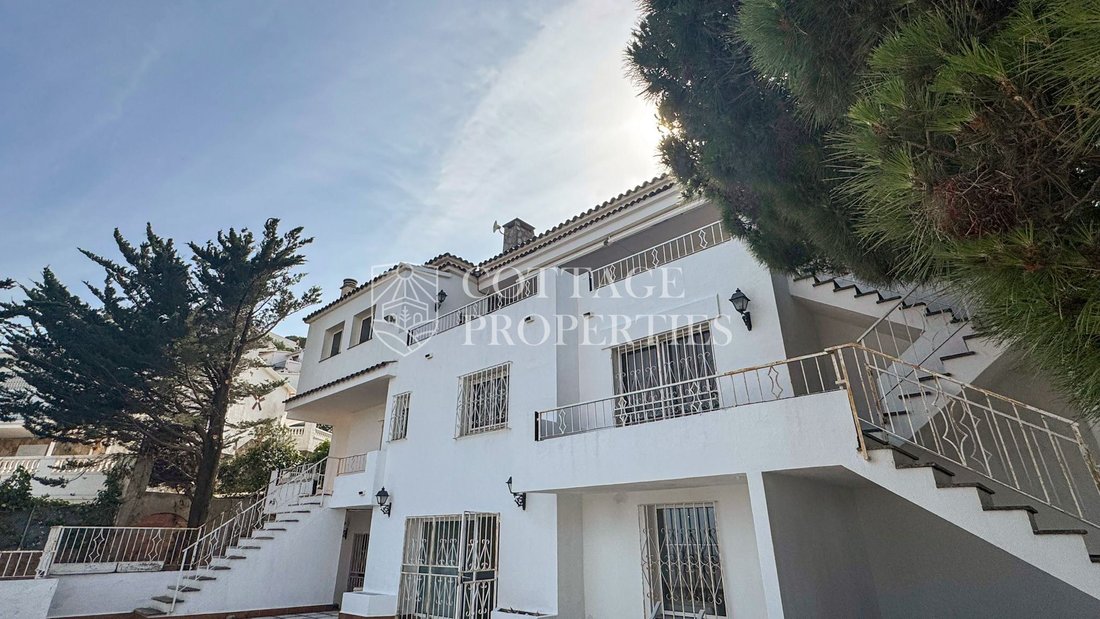 House in Roses, Catalonia, Spain 4 - 18353042