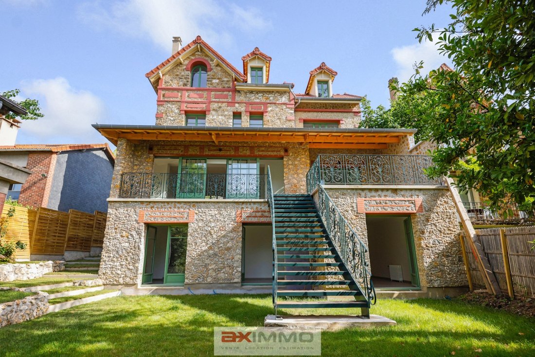 House in Saint-Cloud, Ile-de-France, France 1 - 18351749