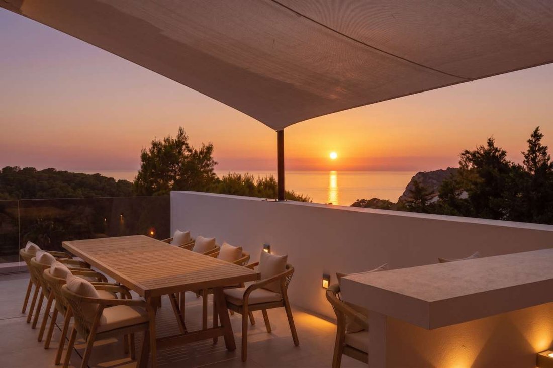 Villa in Sant Antoni de Portmany, Balearic Islands, Spain 1 - 18350812