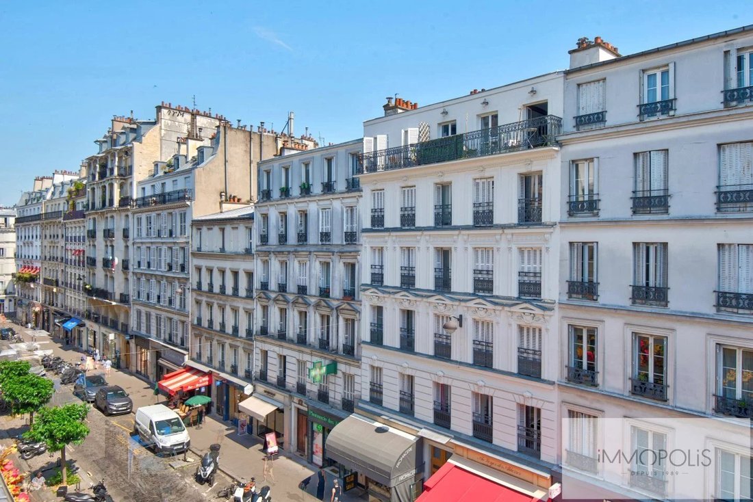 Apartment in Montmartre, Paris 18e Arrondissement, Paris 1 - 18353459