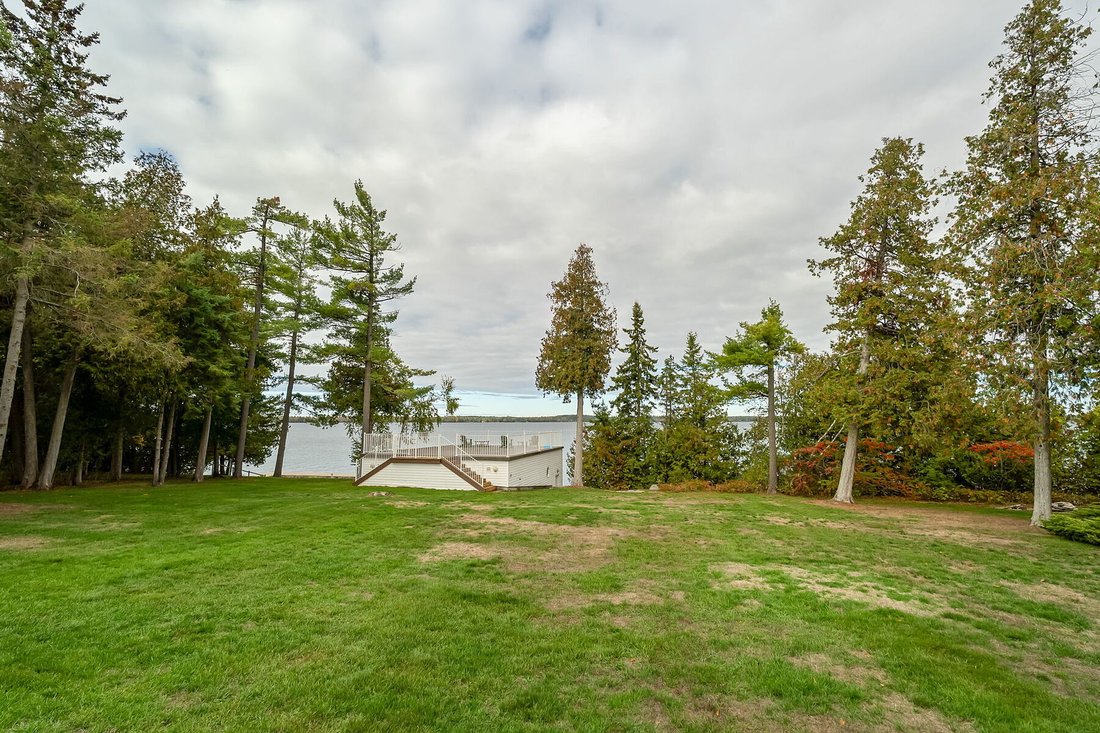 House in Kawartha Lakes, Ontario, Canada 3 - 18355446