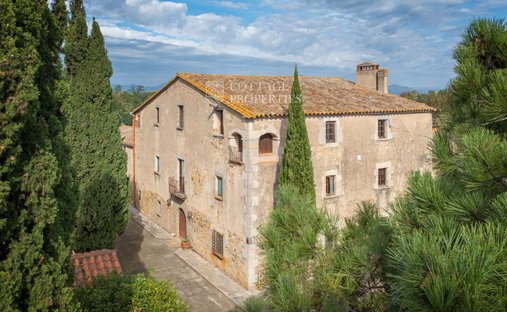 Finca in Llagostera, Catalonia, Spain 1