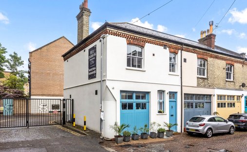 House in Palmeria, Hove, England 1