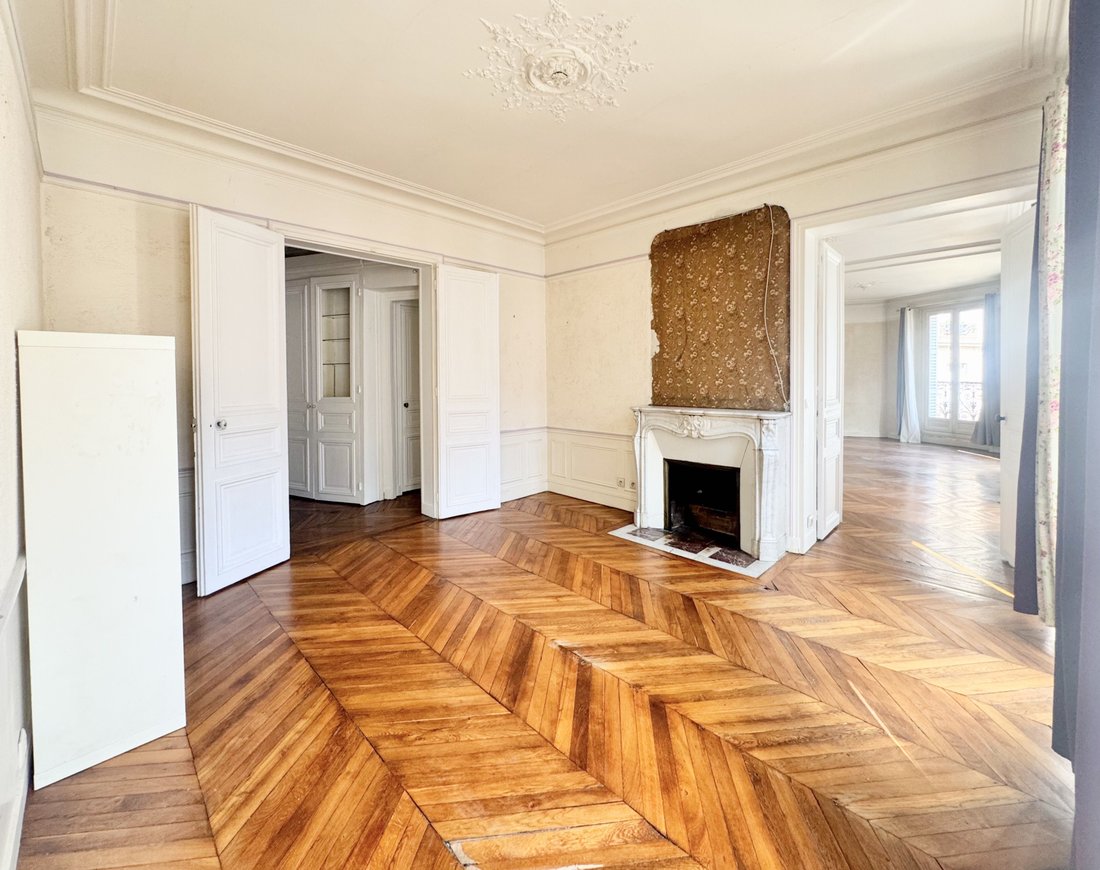 Apartment in Palais Royal, Paris 1er Arrondissement, Paris 5 - 18096172