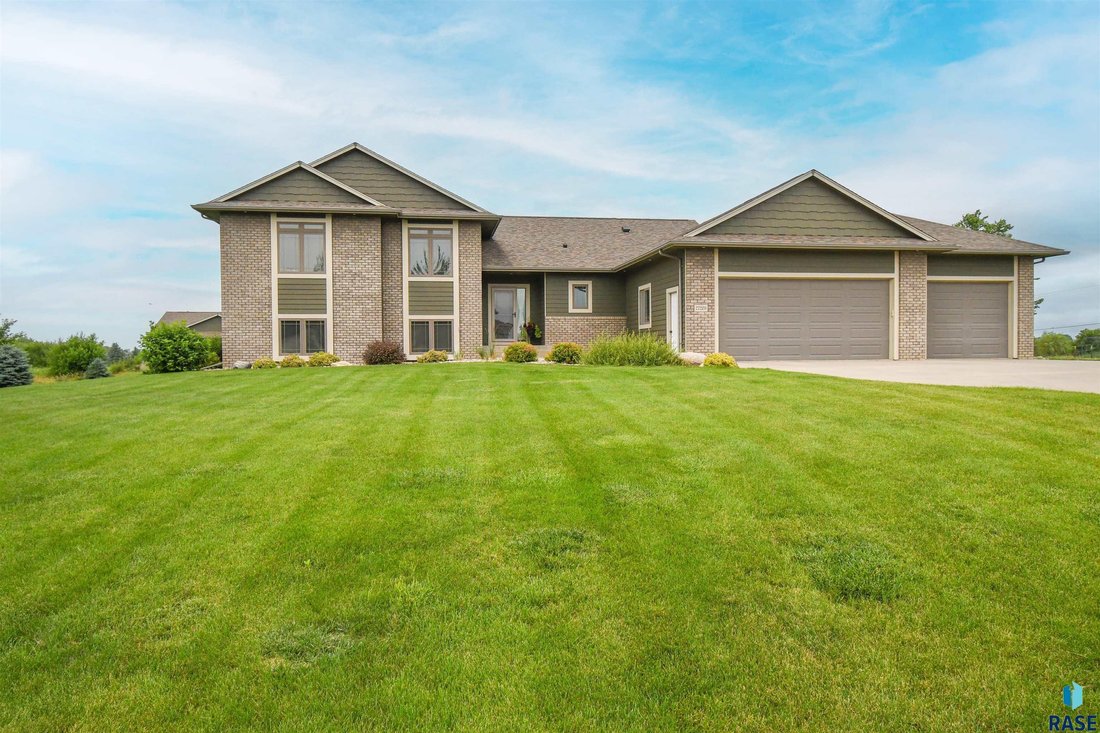 House in Sioux Falls, South Dakota, United States 1 - 18350870