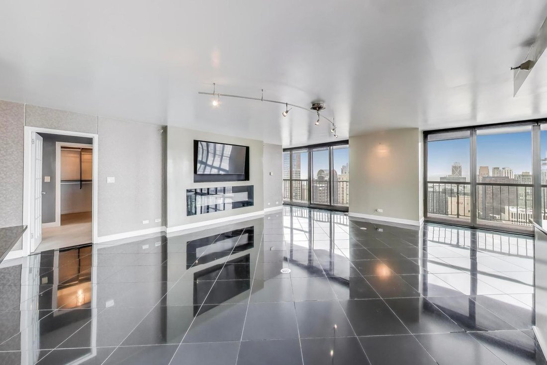 Condo in Chicago, Illinois, United States 4 - 18351020
