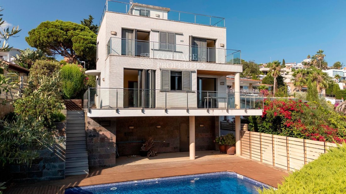 House in Lloret de Mar, Catalonia, Spain 5 - 18353039