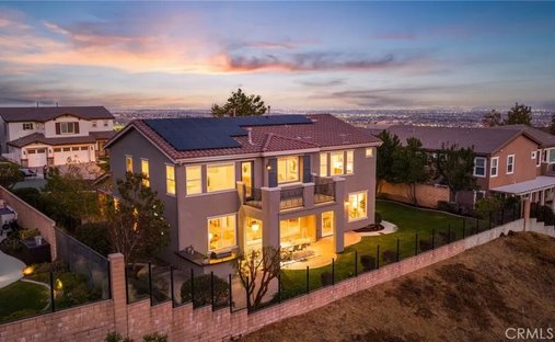 House in Fontana, California, United States 1