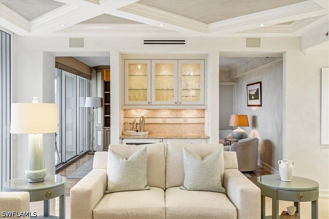 Condo in Naples, Florida, United States 4 - 18353999