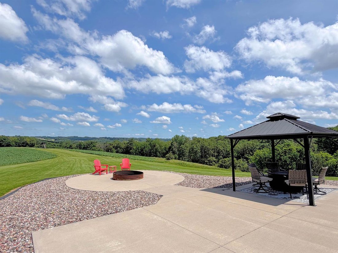 House in McGregor, Iowa, United States 5 - 18353884