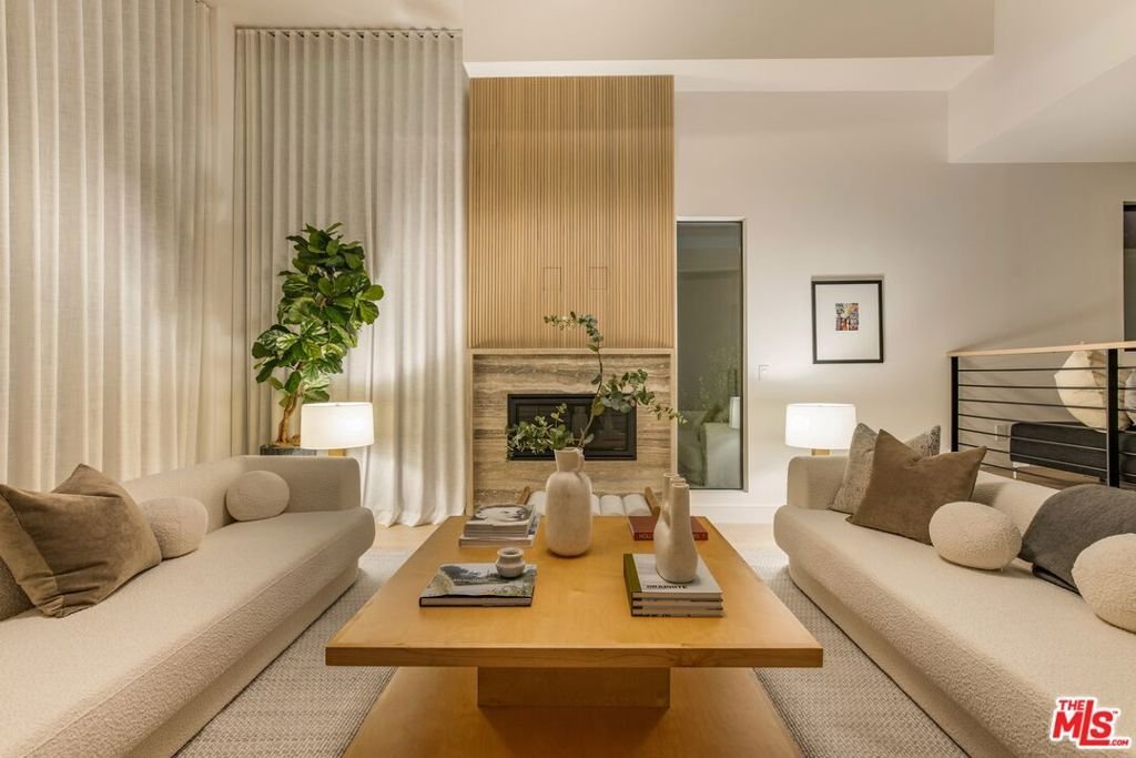 Condo in Los Angeles, California, United States 4 - 18354949