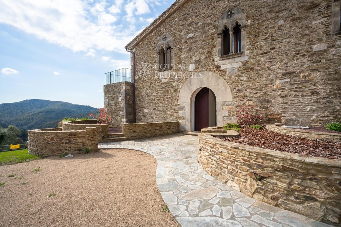Finca in Cruilles, Monells i Sant Sadurni de l'Heura, Catalonia, Spain 3 - 18352098