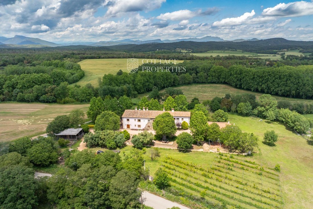 Country House in Brunyola i Sant Marti Sapresa, Catalonia, Spain 5 - 18352975