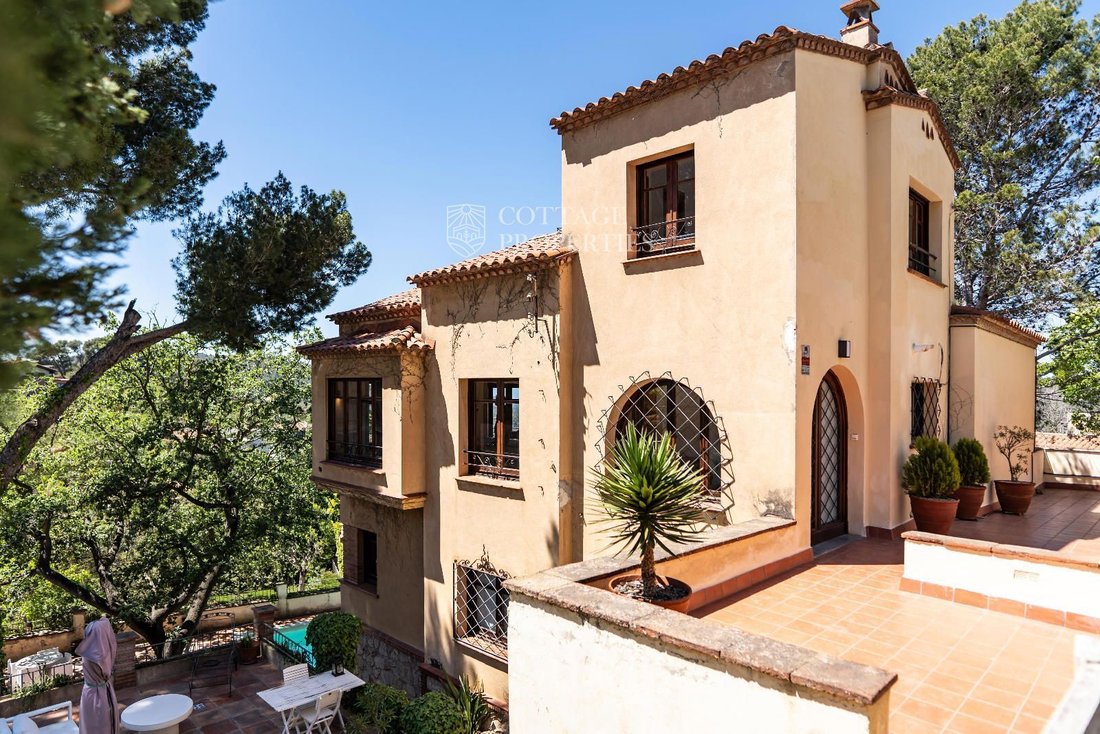 Villa in Sarrià-Sant Gervasi, Barcelona, Spain 1 - 18353021