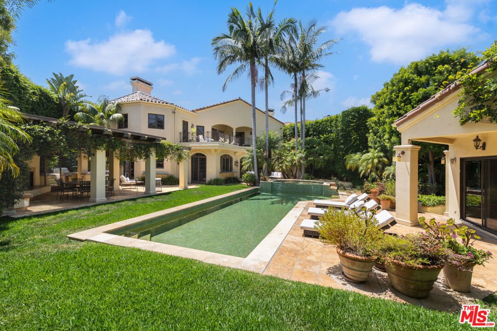 House in Los Angeles, California, United States 1 - 18355016