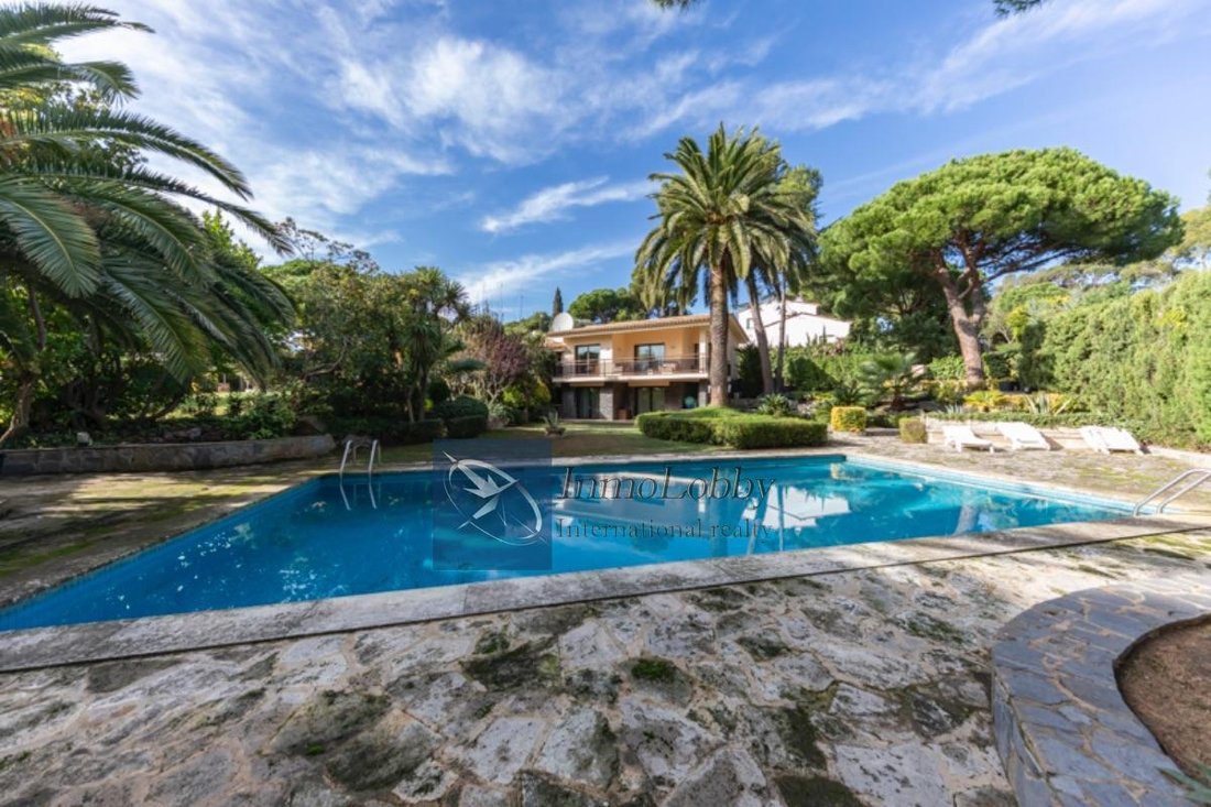 Villa in s'Agaro, Platja d'Aro, Catalonia 2 - 18351293