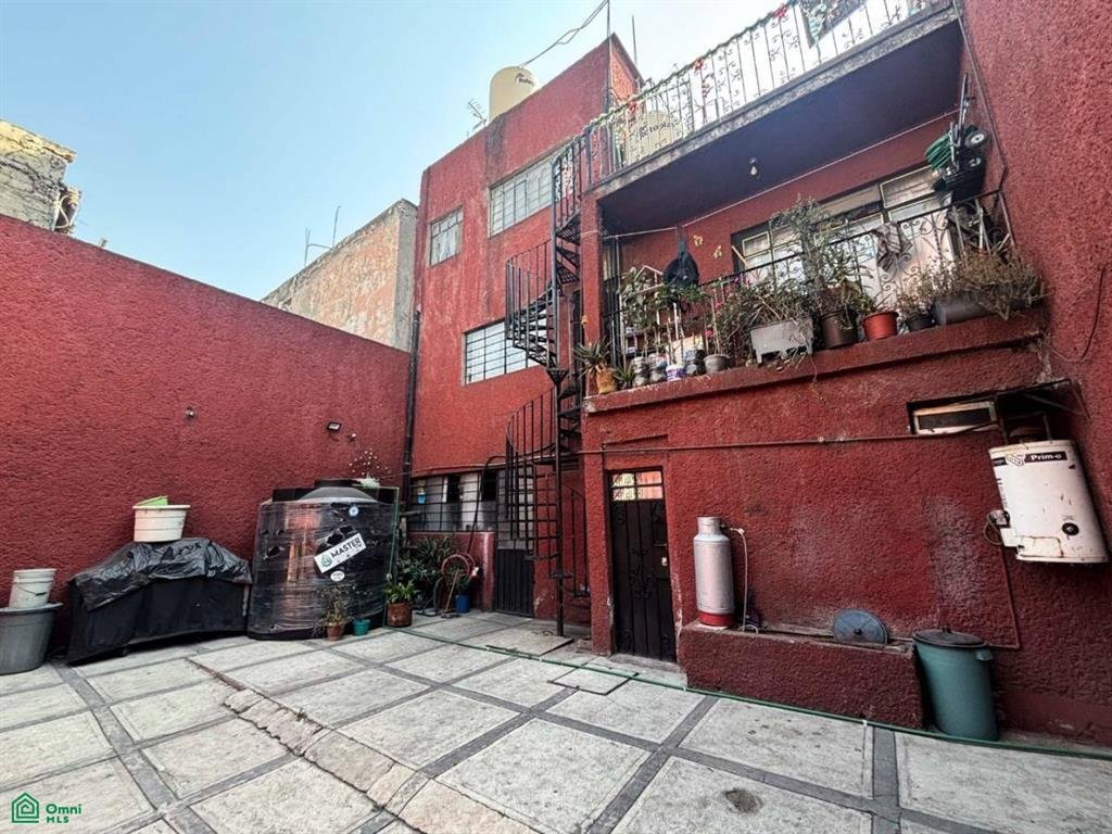 House in Santa Catarina Yecahuitzotl, Mexico City, Mexico 1 - 17232465