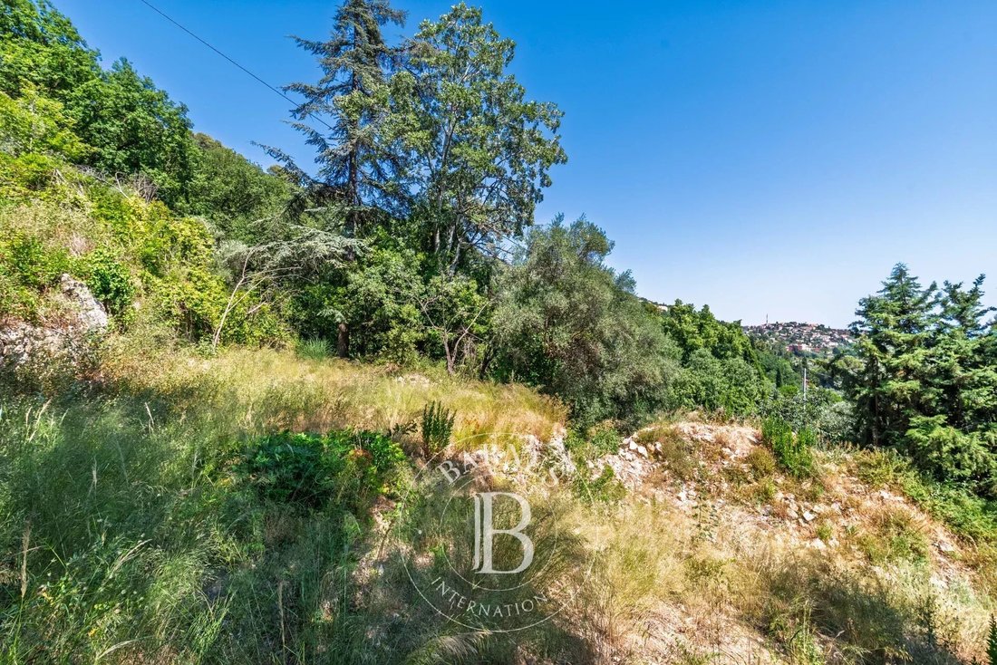 Land in Grasse, Provence-Alpes-Côte d'Azur, France 2 - 17429575