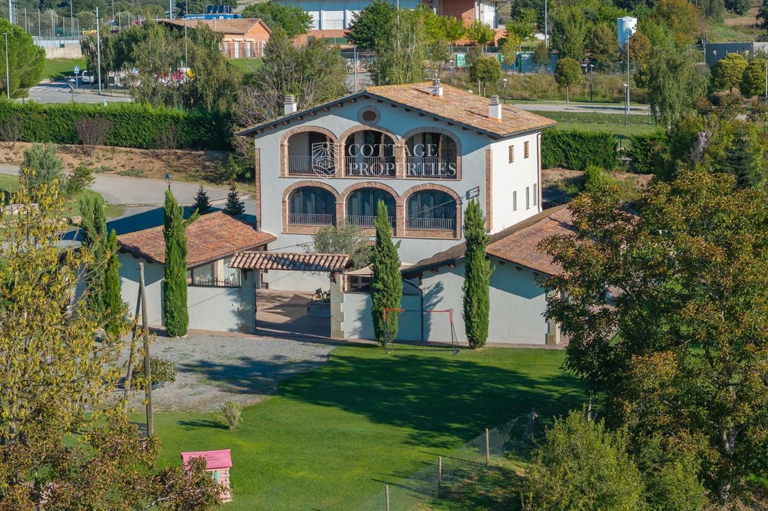 Finca in Torello, Catalonia, Spain 4 - 18352876