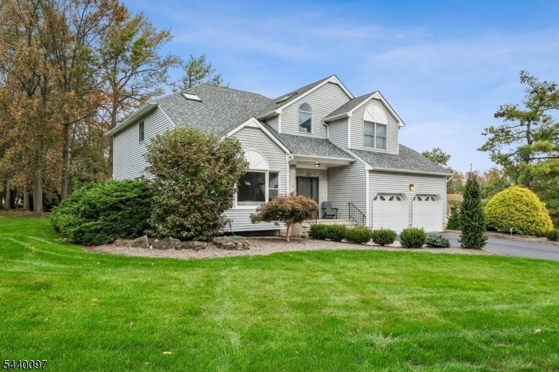 House in Metuchen, New Jersey, United States 2 - 18355810