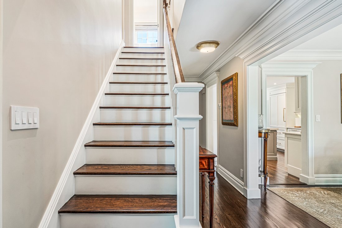 House in Garden City, New York, United States 3 - 18352483