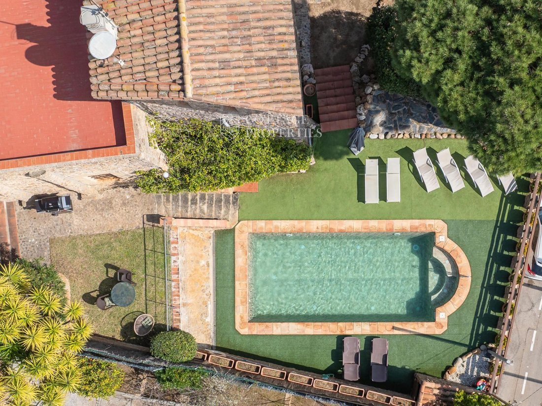 Finca in Santa Susanna, Catalonia, Spain 4 - 18352884