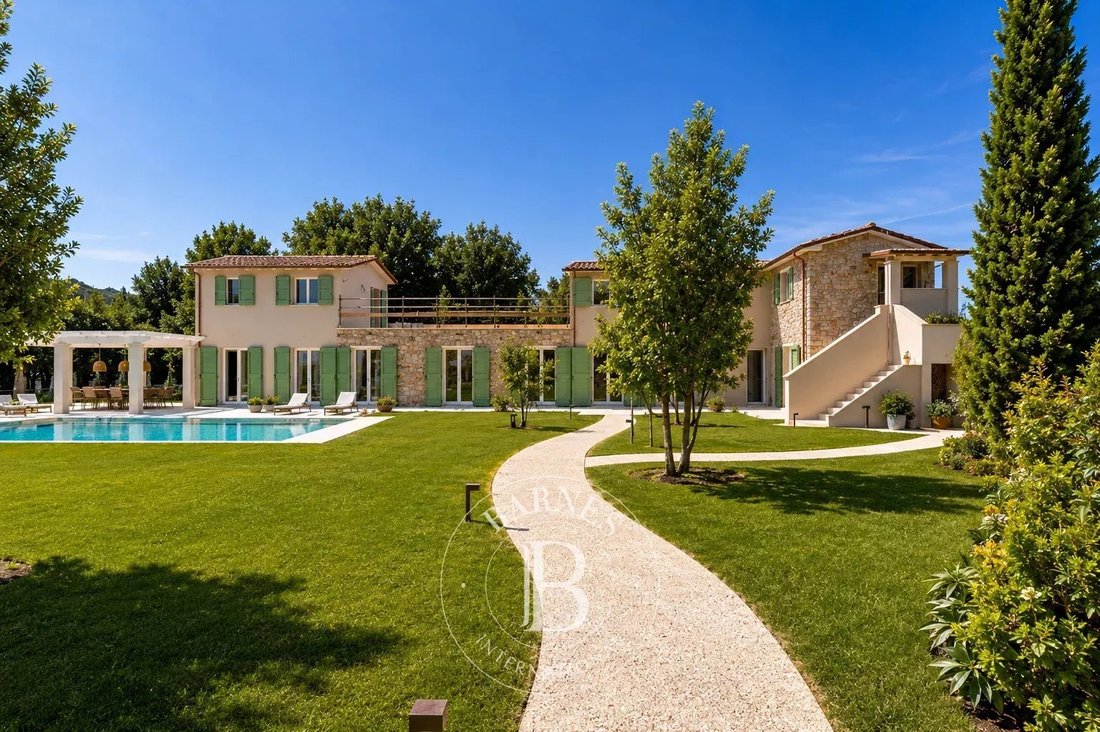 Villa in Pietrasanta, Tuscany, Italy 1 - 16981431