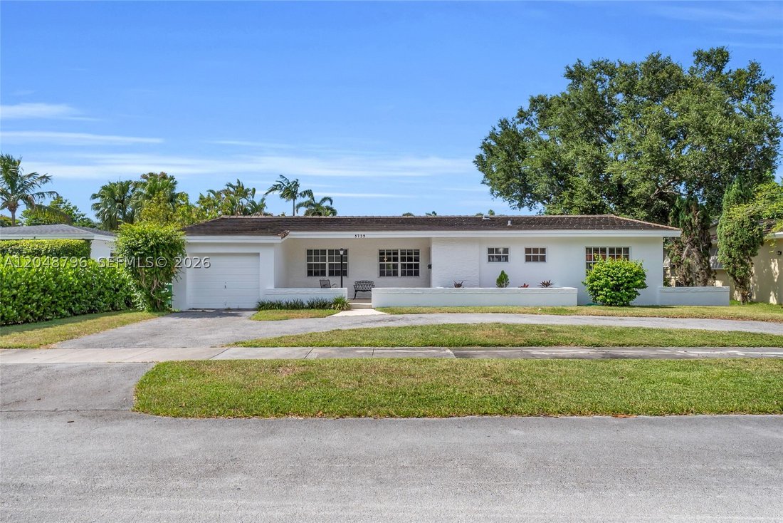 House in Miami, Florida, United States 2 - 18354272