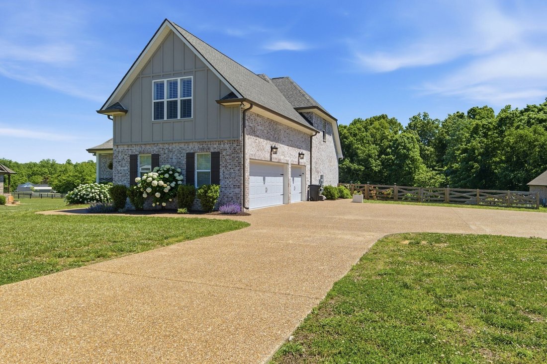 House in Springfield, Tennessee, United States 3 - 17929064