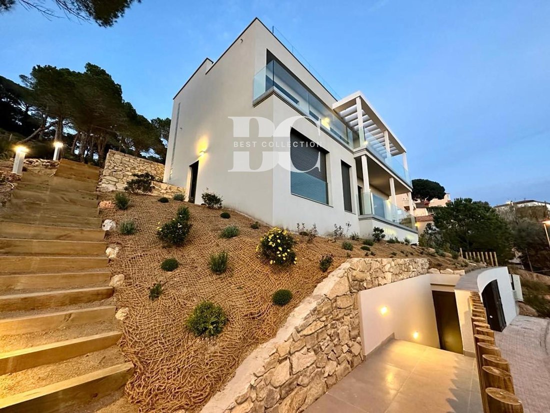 House in Lloret de Mar, Catalonia, Spain 1 - 18351728