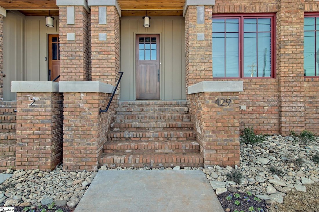 Townhouse in Greenville, South Carolina, United States 1 - 18354363