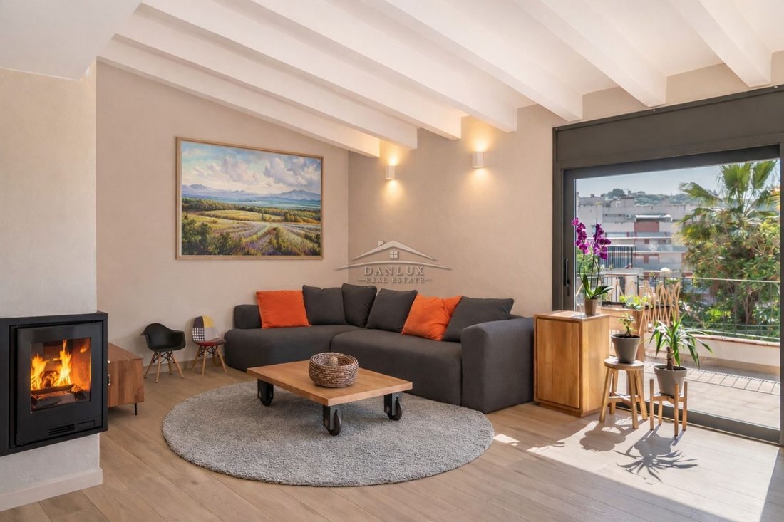 Chalet in Lloret de Mar, Catalonia, Spain 1 - 18351426