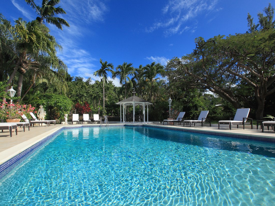House in Holetown, Saint James, Barbados 1 - 18350788
