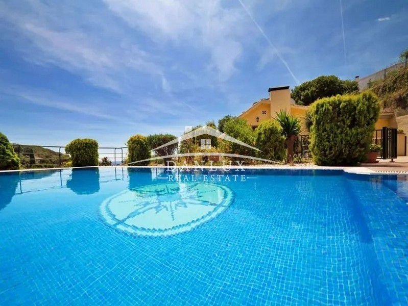 Chalet in Tossa de Mar, Catalonia, Spain 2 - 18351543