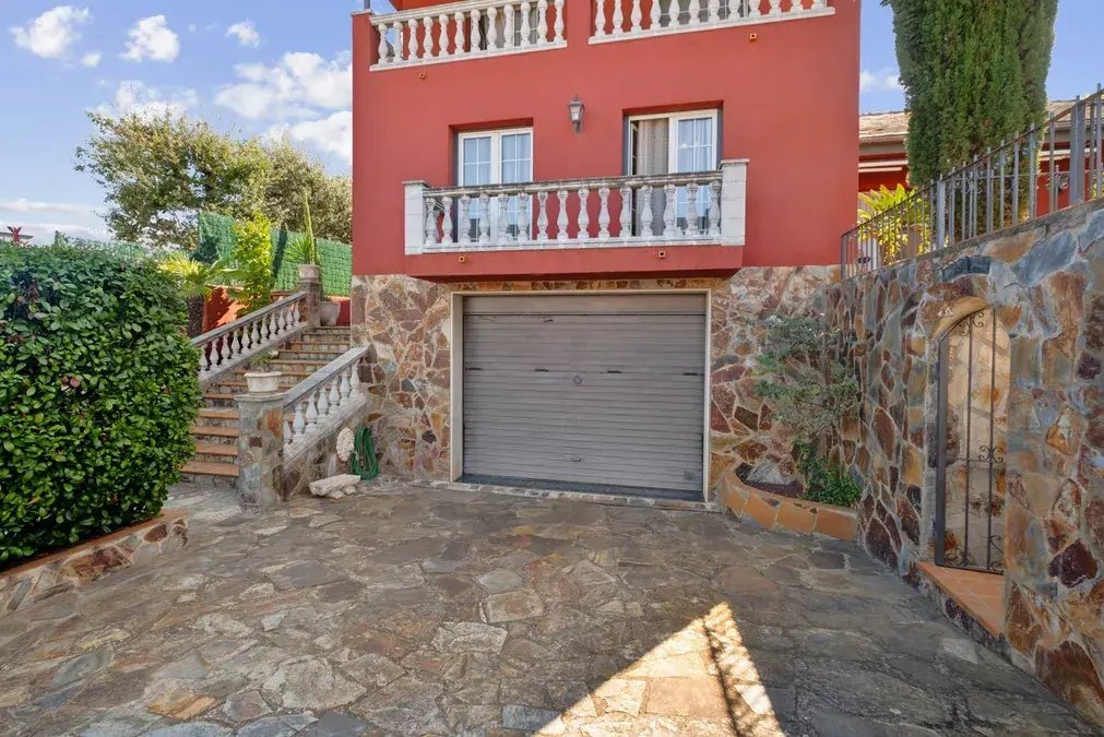 Villa in Girona, Catalonia, Spain 2 - 18351531