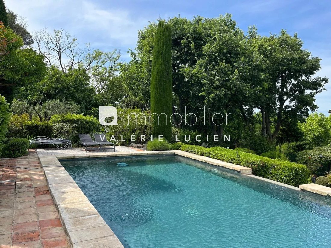 Country House in Saint-Etienne-du-Grès, Provence-Alpes-Côte d'Azur, France 4 - 17772092