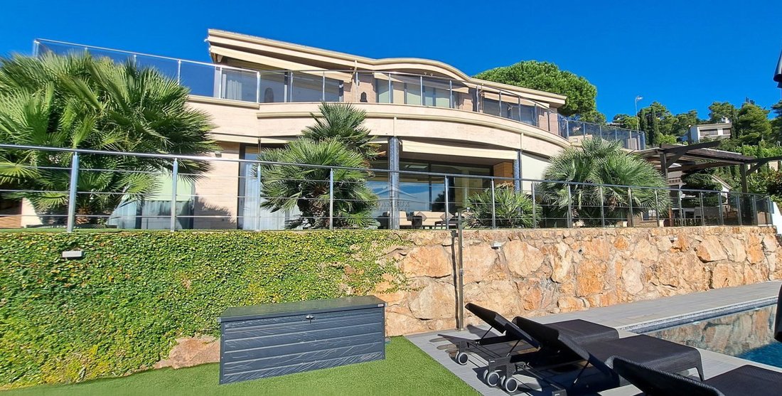 Chalet in Tossa de Mar, Catalonia, Spain 4 - 18351650