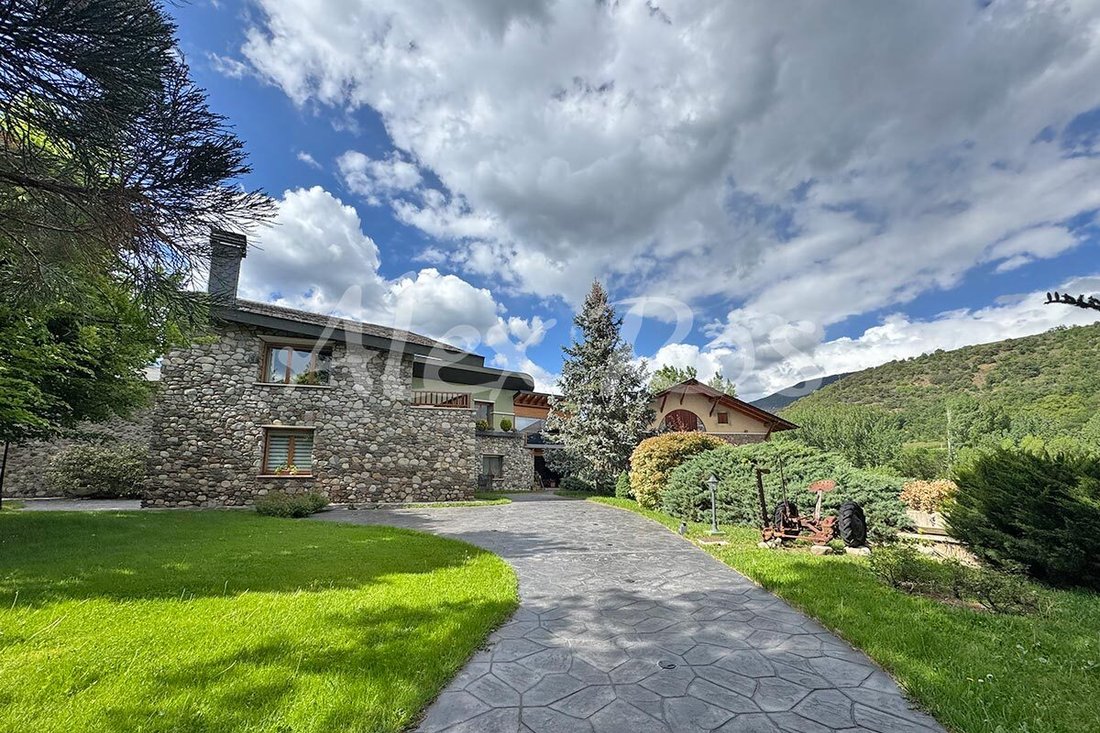 House in la Seu d'Urgell, Catalonia, Spain 1 - 18352082