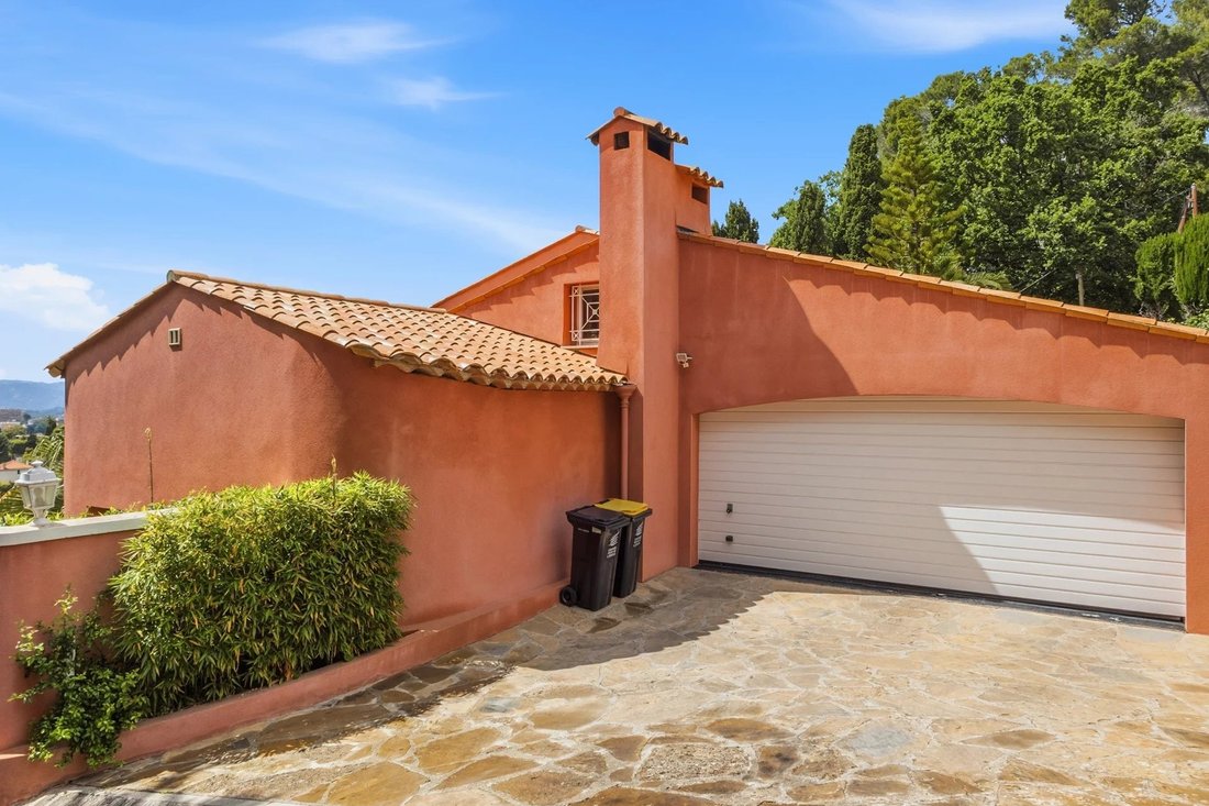Villa in Collines, Le Cannet, France 3 - 18352639