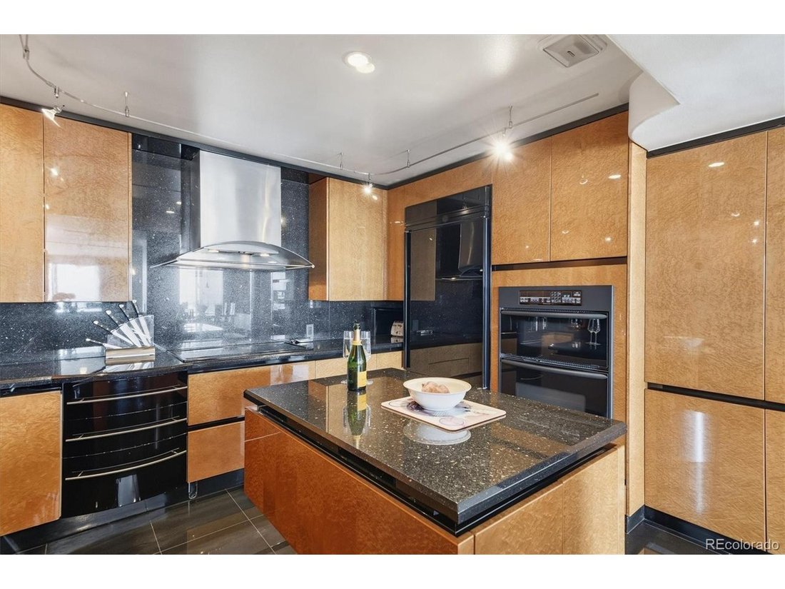Condo in Denver, Colorado, United States 4 - 18353930