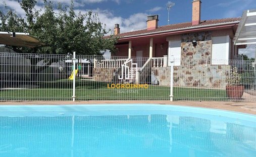 Casa en El Redal, La Rioja, España 1