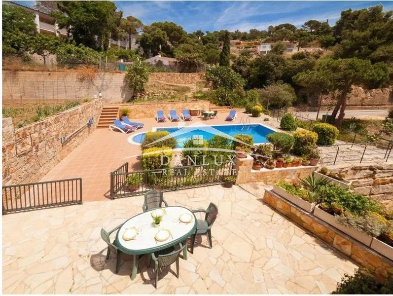 Chalet in Tossa de Mar, Catalonia, Spain 4 - 18351543