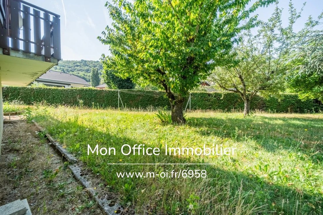 Casa a La Balme-de-Sillingy, Auvergne-Rodano-Alpi, Francia 4 - 18352663