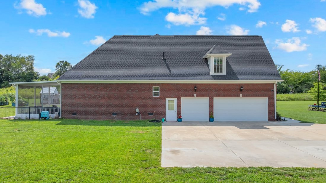 House in Tullahoma, Tennessee, United States 3 - 18110888