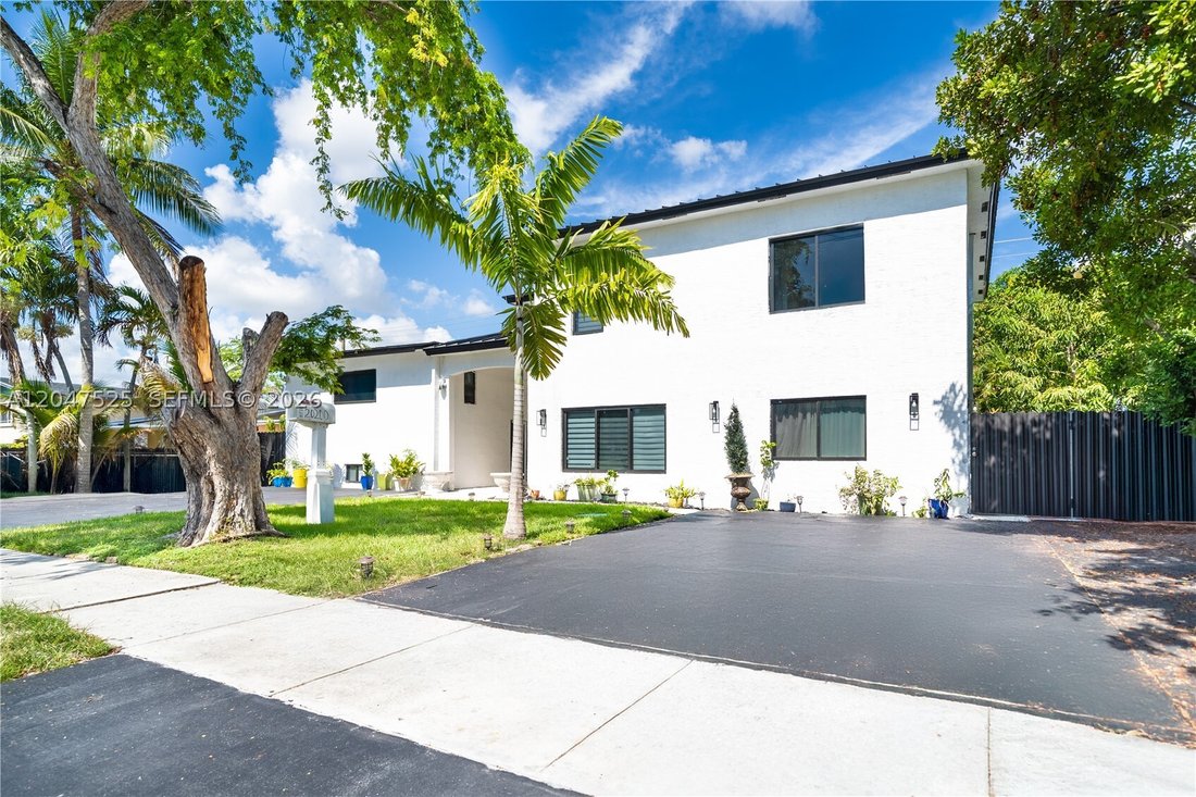 House in North Miami Beach, Florida, United States 2 - 18354340